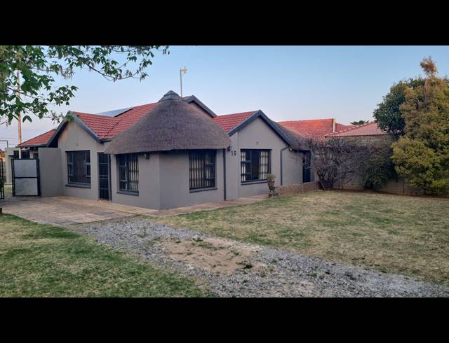 4 BEDROOM HOUSE FOR SALE IN FINSBURY